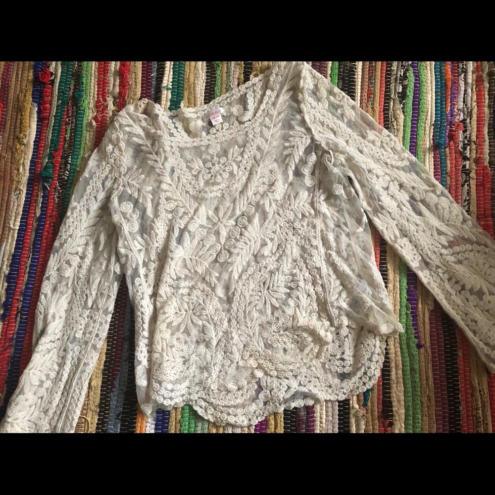Xhilaration: lace long sleeve || make me an offer!